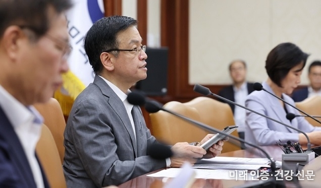 소상공인 저금리 대환대출 요건 대폭 완화…9일부터 접수 공고