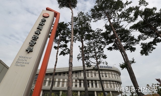 ‘미술인의 밤’, 한국 미술 도약 위해 정부와 기업 힘 합쳐