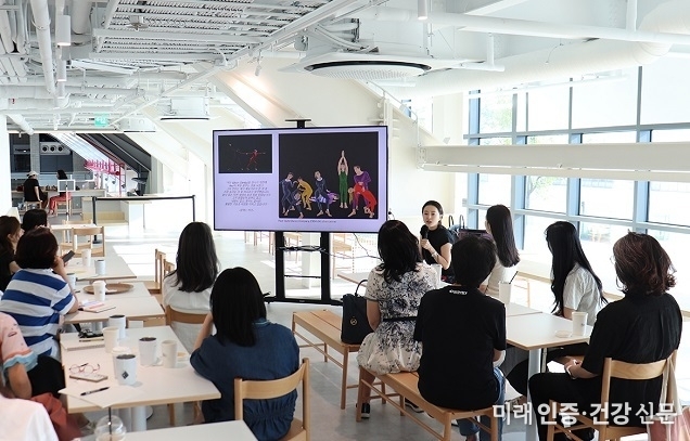 뮤지엄엘, 이소영 작가의 ‘알렉스 카츠展’ 아트 클래스 시즌2 개최